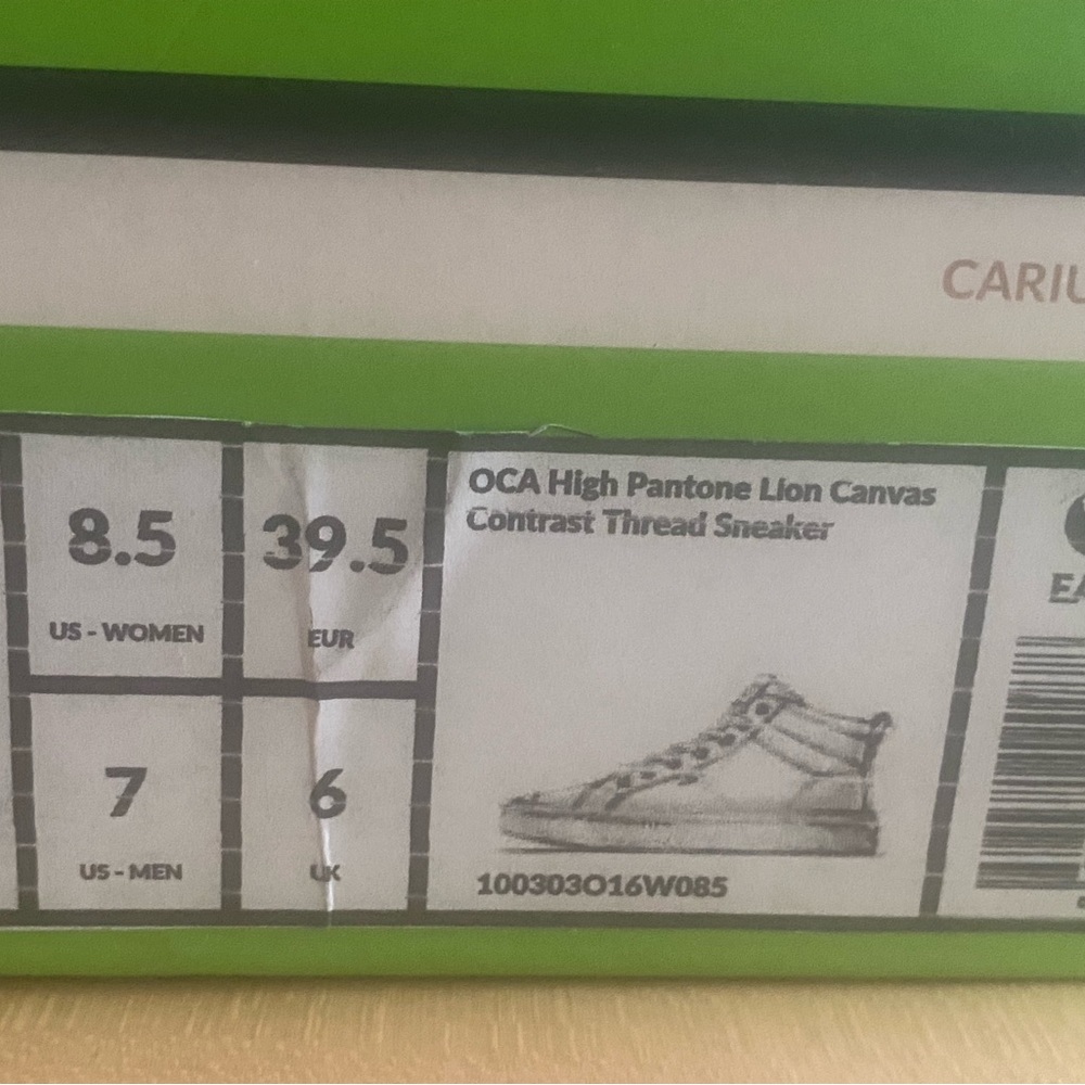 Cariuma OCA High Pantone Lion Canvas Sneakers